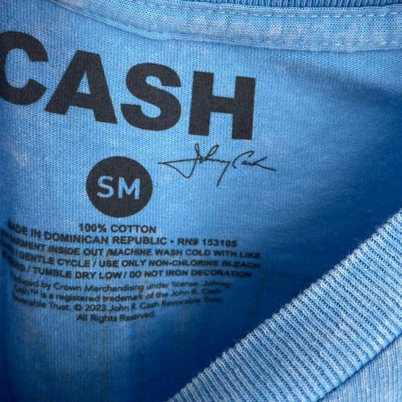 Officially Licensed Johnny Cash T-Shirt Blue Small Cotton NWOT - Picture 3 of 5